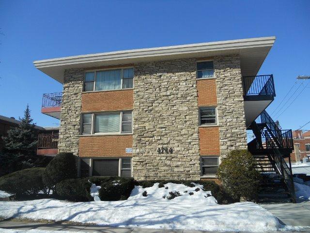 4744 N Kenneth Ave. #2D, Chicago, IL 60630