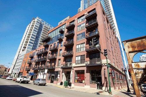 300 W Grand Ave. #201, Chicago, IL 60654