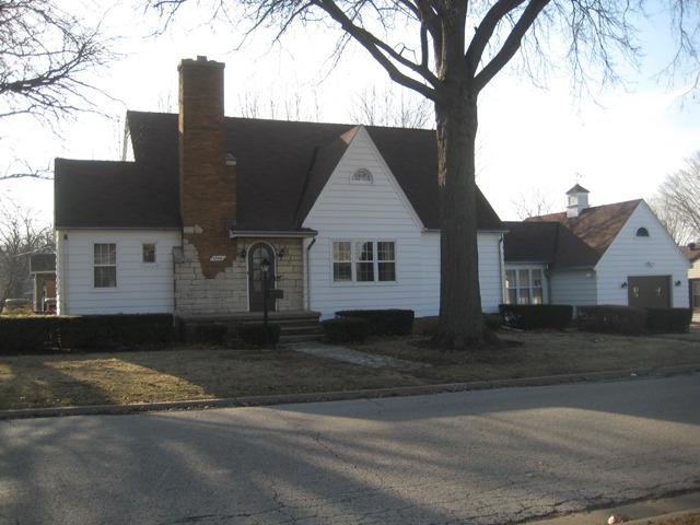 1702 Prospect Ave., Peru, IL 61354