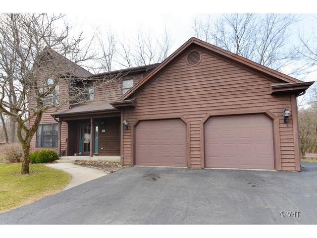 3332 Deer Path Ln., South Chicago Heights, IL 60411