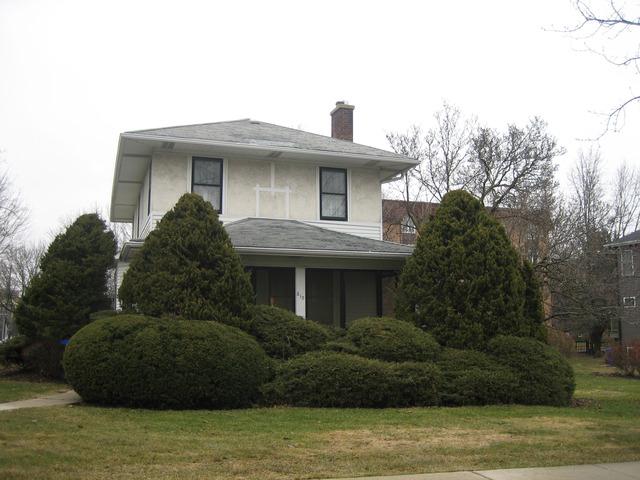 610 Duane St., Glen Ellyn, IL 60137