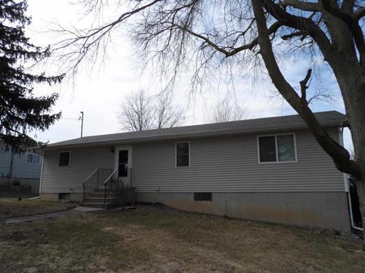 711 N Congress Ave., Polo, IL 61064