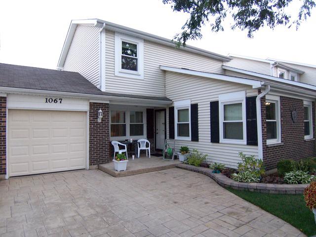 1067 Colony Lake Dr., Schaumburg, IL 60194