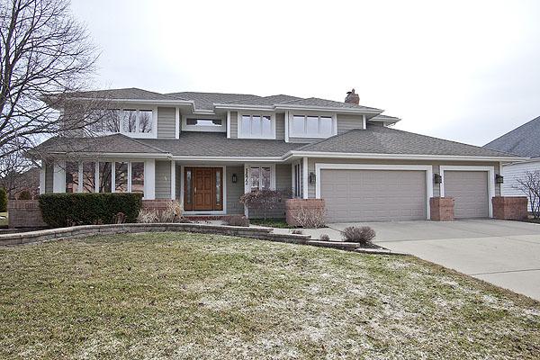 1472 Frenchmans Bend Dr., Naperville, IL 60564