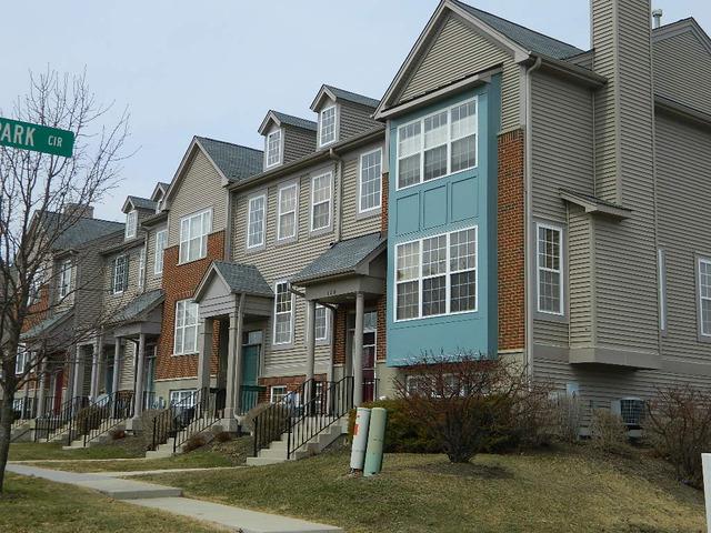 128 Station Park Cir., Grayslake, IL 60030