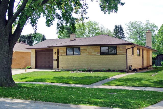 527 Westmere Rd., Des Plaines, IL 60016