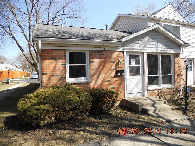 2111 Falmouth Ct., Streamwood, IL 60107