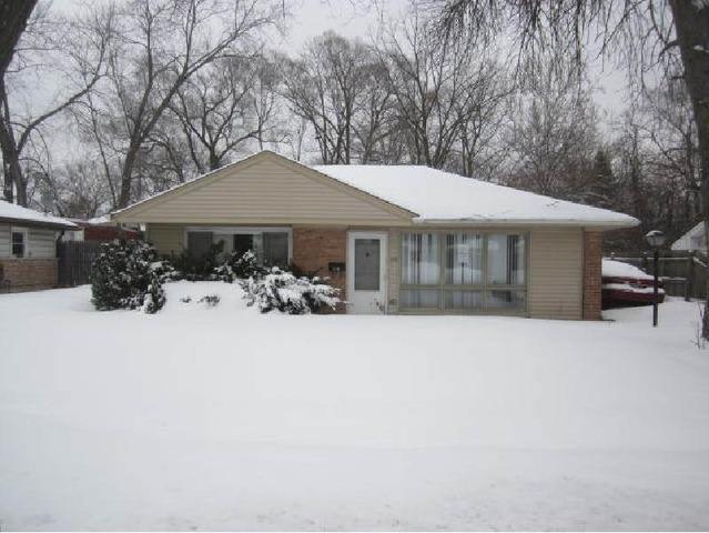 370 Blackhawk Dr., Park Forest, IL 60466