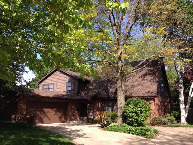 1605 Mayflower Dr., Dekalb, IL 60115