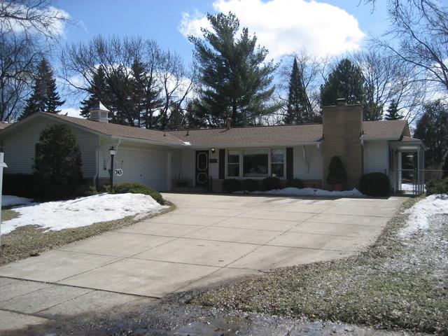 743 Ridgeview St., Downers Grove, IL 60516