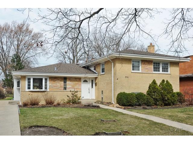 711 Lacrosse Ave., Wilmette, IL 60091