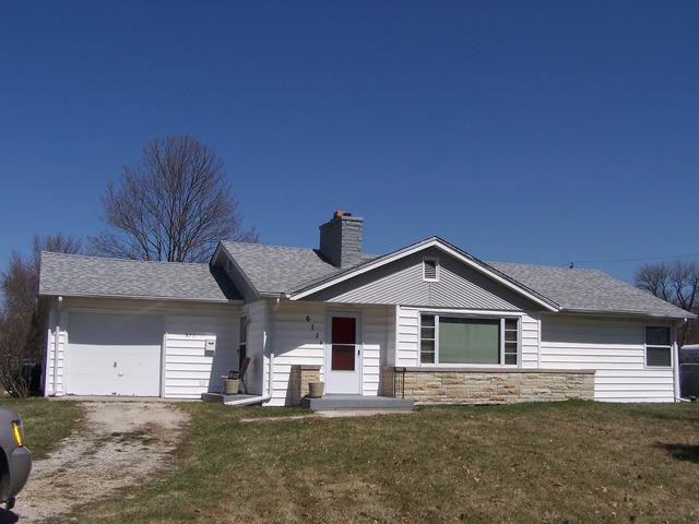 611 Manhattan Rd., Joliet, IL 60433