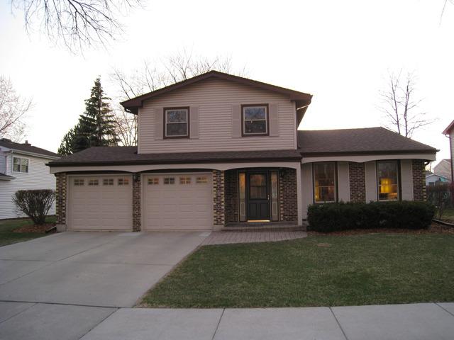 3342 N Daniels Ct., Arlington Heights, IL 60004