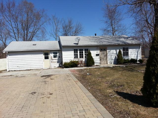 201 Louis Rd., Joliet, IL 60433