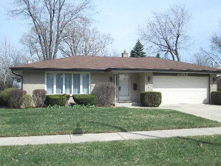 17023 Kimbark Ave., South Holland, IL 60473