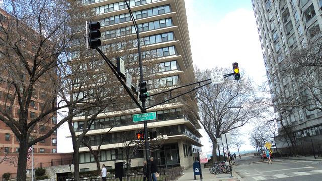 5801 N Sheridan Rd. #4E, Chicago, IL 60660