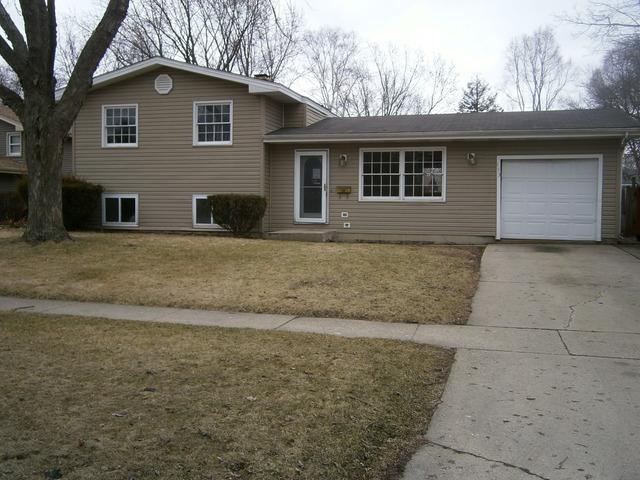 193 Berkshire Dr., Crystal Lake, IL 60014