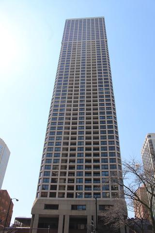 1030 N State St. #11J, Chicago, IL 60610