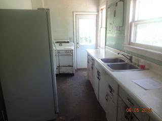 422 Bellevue Dr., Round Lake Park, IL 60073