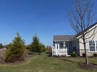 2102 Waterbury Ln., Sycamore, IL 60178