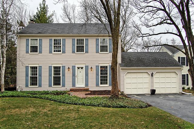 455 Westwood Dr., Barrington, IL 60010