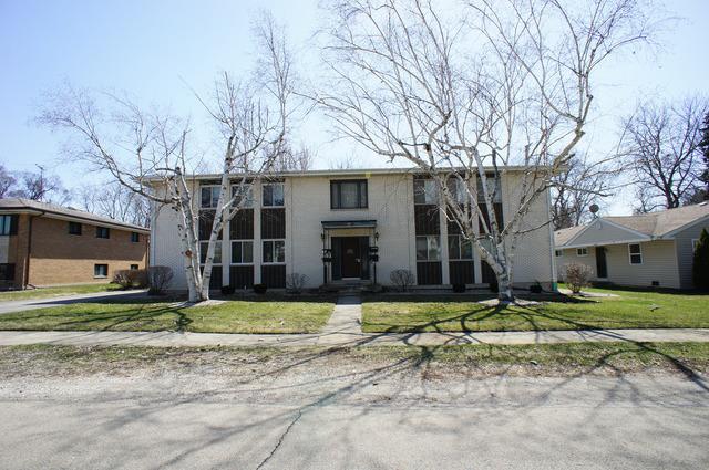 31 Wellington Ave., Mundelein, IL 60060