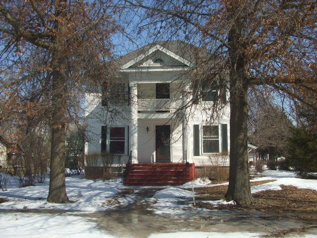 209 N Fifth St., Chatsworth, IL 60921