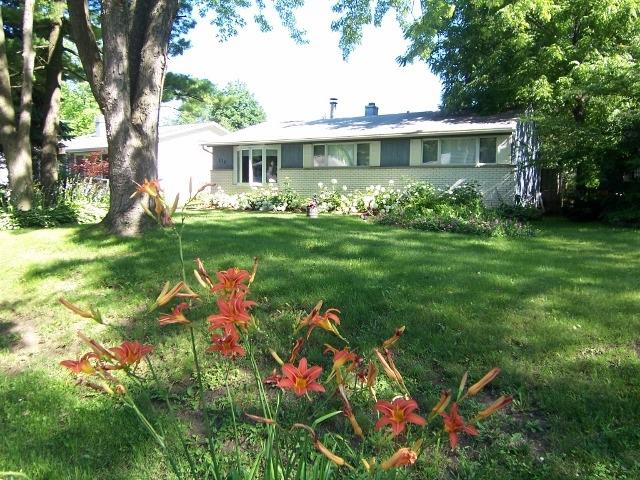 272 Normandy Ln., Grayslake, IL 60030