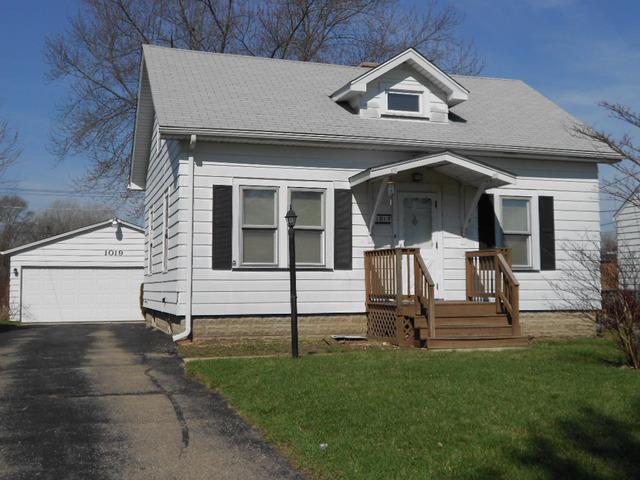 1019 Bangs St., Aurora, IL 60505