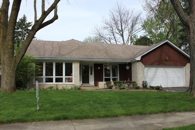1141 Olympus Dr., Naperville, IL 60540