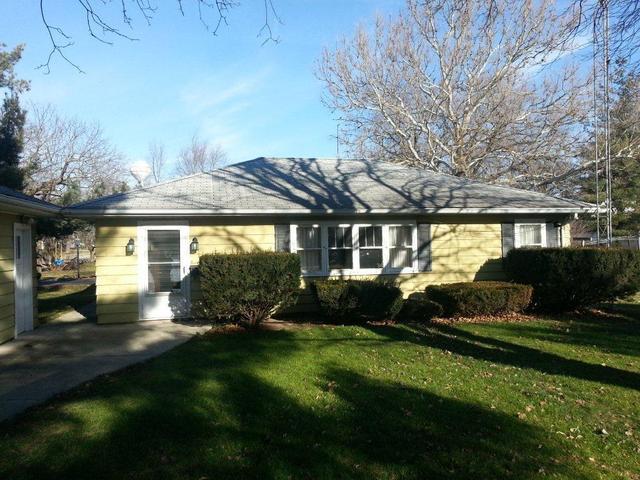 100 W 1st St., Milledgeville, IL 61051