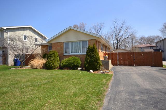 9933 Merton Ave., Oak Lawn, IL 60453