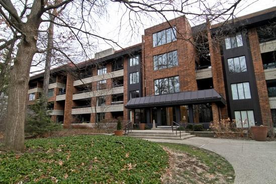 1401 Burr Oak Rd. #105B, Hinsdale, IL 60521