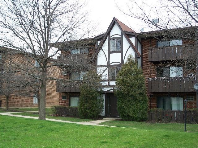 12 Crestview Ln. #9, Vernon Hills, IL 60061