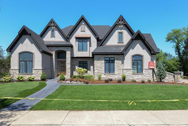 250 Dartmouth Ct., Burr Ridge, IL 60527