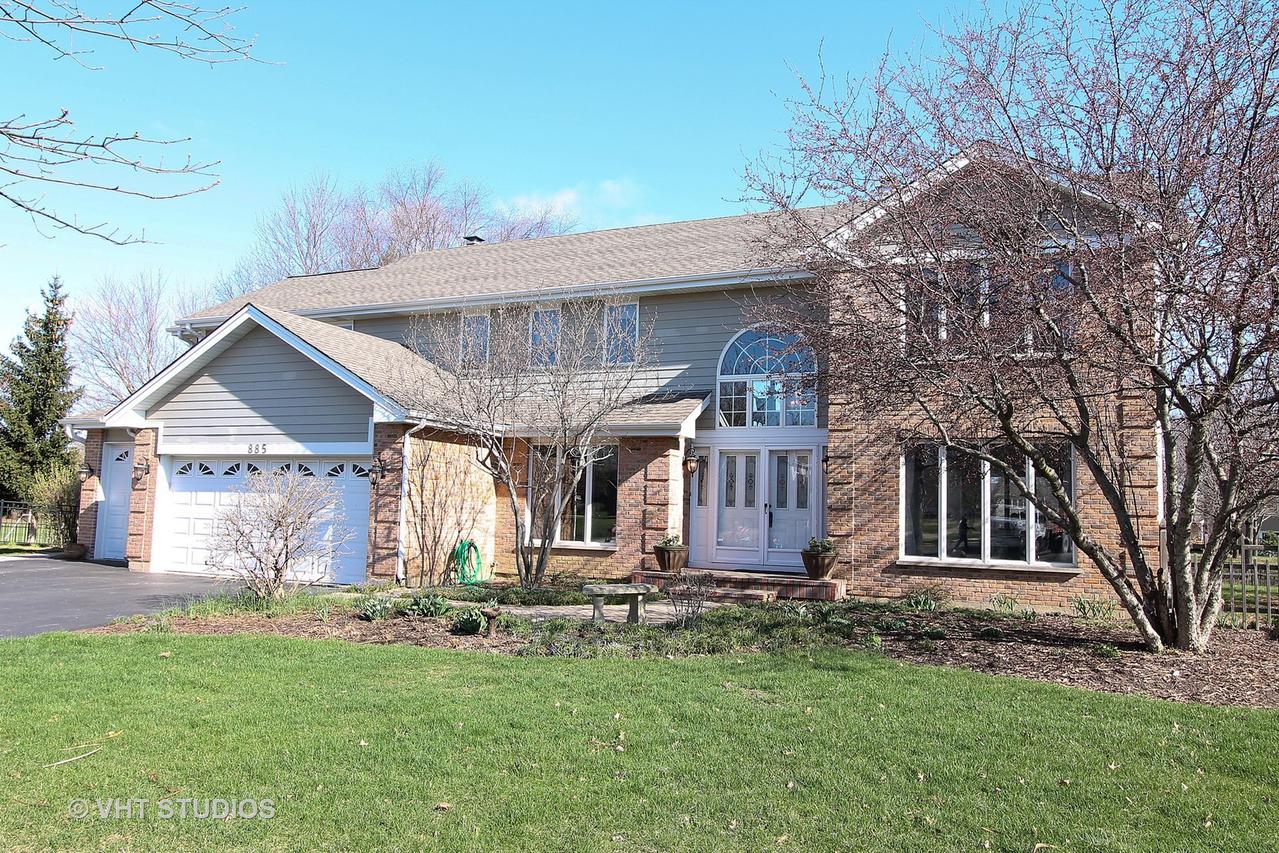 885 S Boardwalk Ct., Palatine, IL 60067