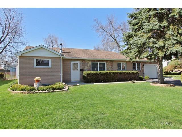 335 Alpine Ln., Hoffman Estates, IL 60169
