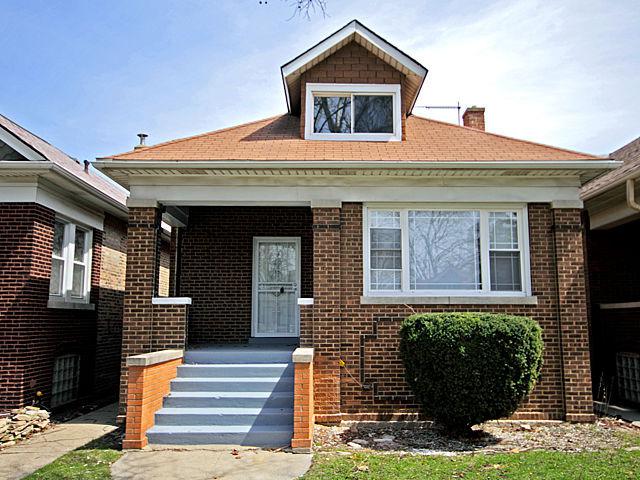 7823 S Clyde Ave., Chicago, IL 60649
