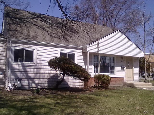 902 N Dryden Ave., Arlington Heights, IL 60004
