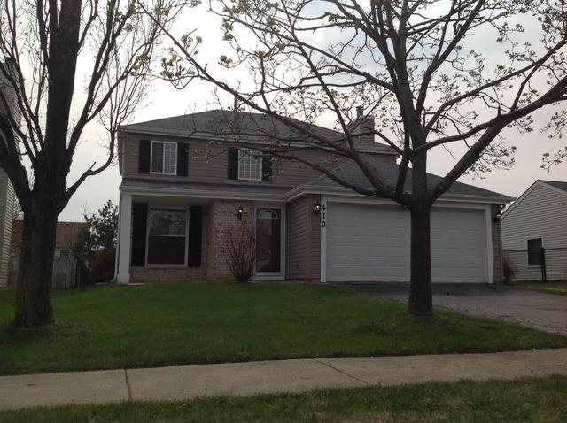 410 Essex Pl., Carol Stream, IL 60188