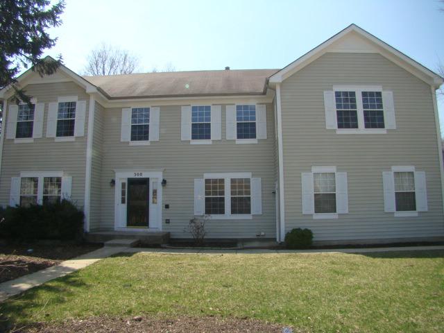 300 Buckingham Dr., Algonquin, IL 60102
