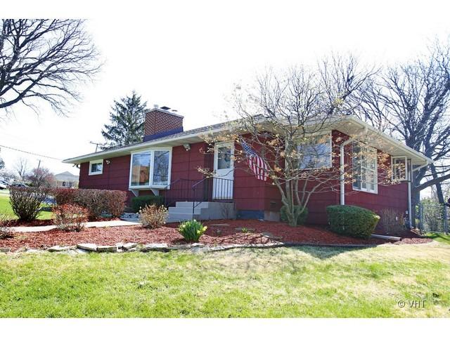 1041 55th St., Downers Grove, IL 60515