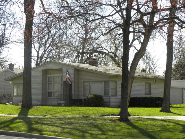 741 Willis St., Glen Ellyn, IL 60137