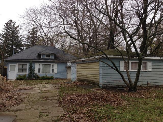 626 Leonard Pkwy., Crystal Lake, IL 60014