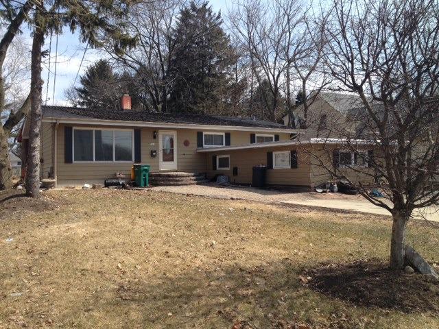 558 Russell Rd., Dekalb, IL 60115