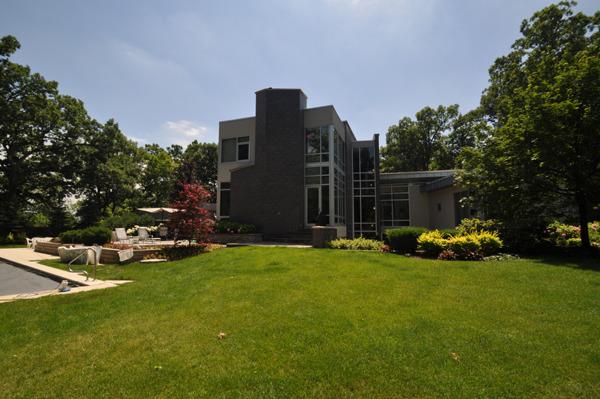 11300 79th St., Burr Ridge, IL 60527
