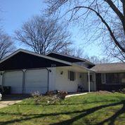 701 Verona Ct., Schaumburg, IL 60193