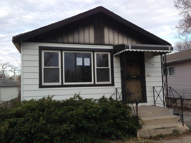 15110 Wood St., Harvey, IL 60426