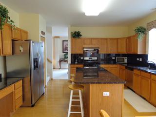 1521 Eric Ln., Libertyville, IL 60048