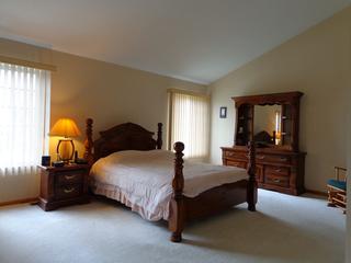1521 Eric Ln., Libertyville, IL 60048